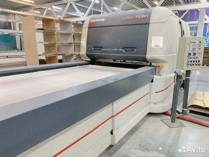 Мембранно-вакуумный пресс с избыточным давлением