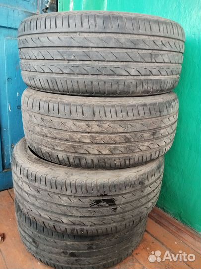 Delinte DH2 235/45 R18