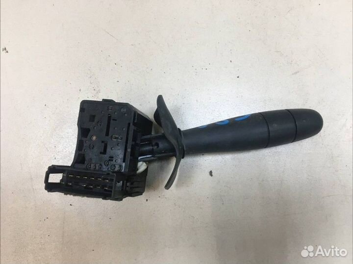 Переключатель подрулевой стеклоочистителя