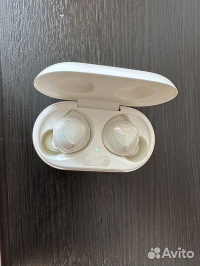 Беспроводные наушники samsung