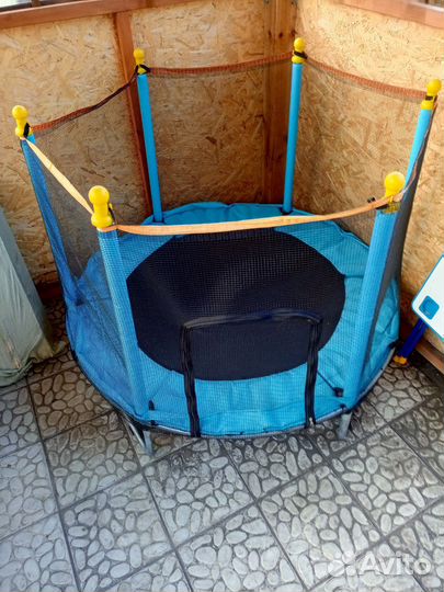Батут с сеткой