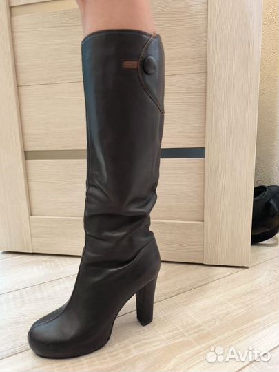 Сапоги женские кожаные осень/весна 37 размер