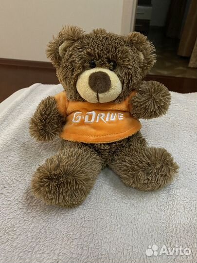 Медвежонок плюшевый
