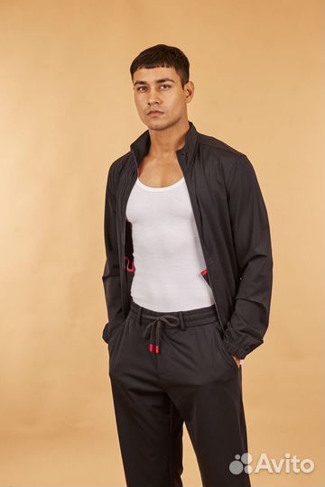 Спортивный костюм Kiton из нейлона премиум