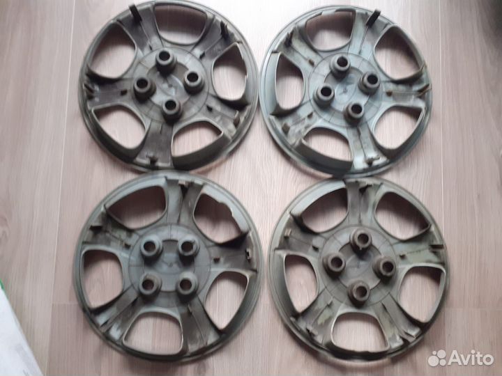 Колпаки на Hyundai Accent R13