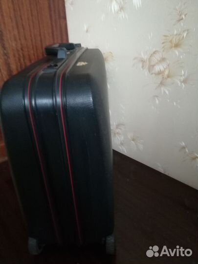 Чемодан-кейс