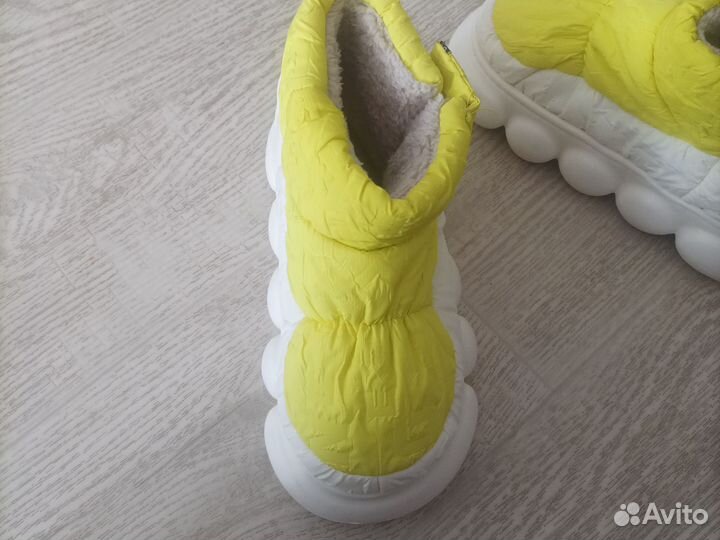 Угги женские зимние 38-39, маломерят