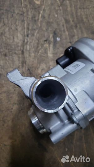 Помпа Mercedes 264.920 w205 w213 w253