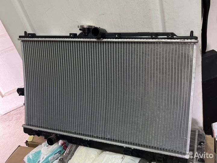 Радиатор охлаждения mitsubishi lancer 9