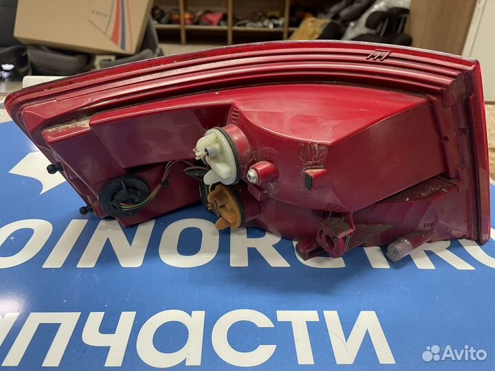 Фонарь правый Audi a3 кабриолет 8p7945096