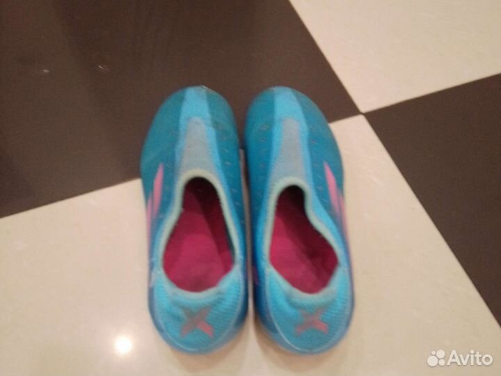 Футбольные бутсы