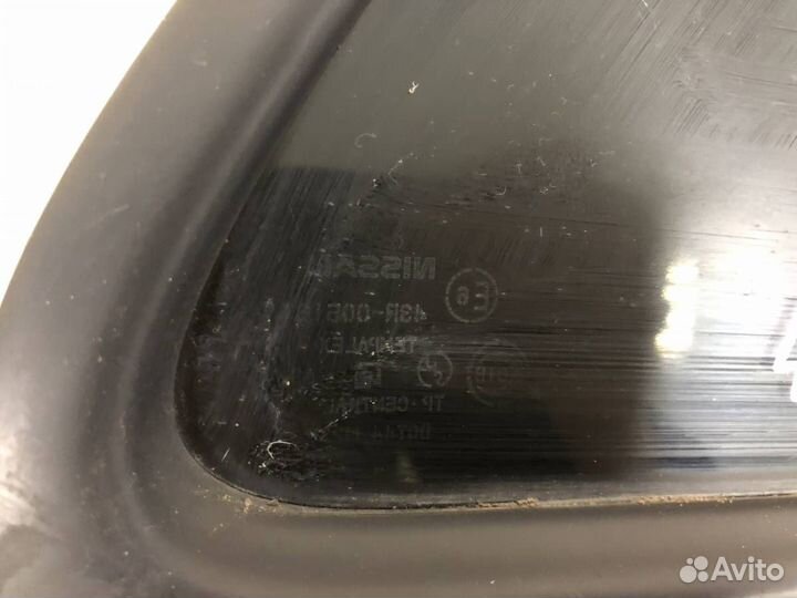 Стекло двери задней правой форточка Nissan Almera