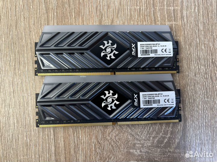 Adata XPG spectrix D41 RGB DDR4 2x8Gb 3200 мгц