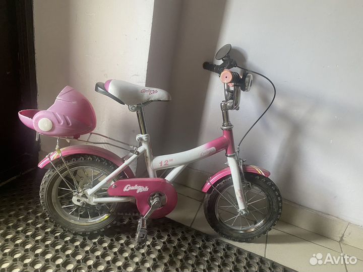Детский велосипед четырехколесный 12