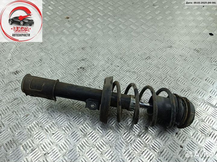 Стойка подвески передняя правая б/у Opel Astra G 90576824