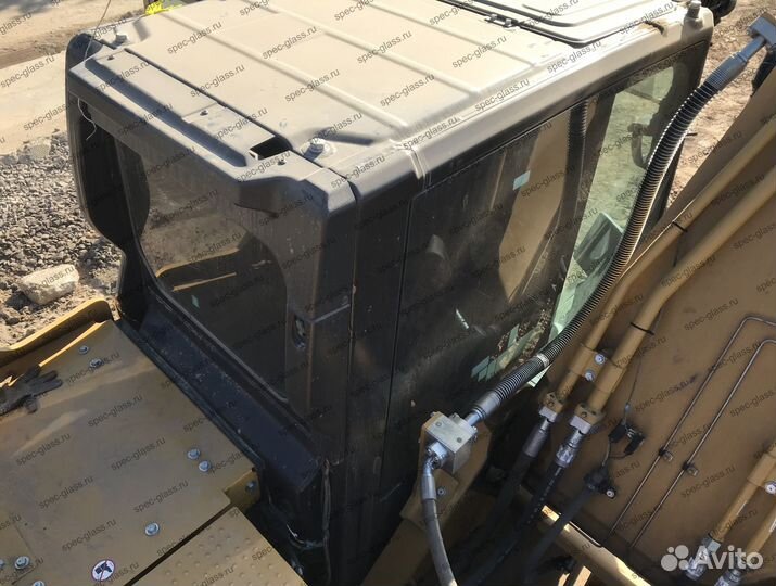Стекло кабины New Holland DC100