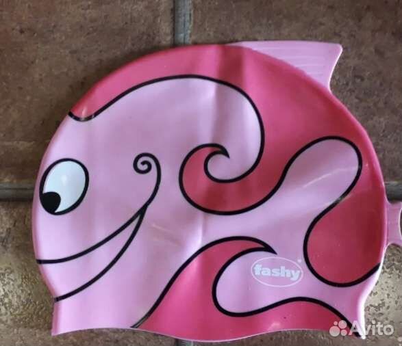 Шапочка, трусики в бассейн