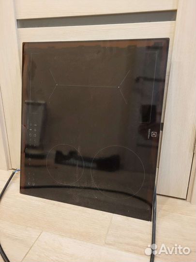 Варочная панель электрическая electrolux IPE6443KF