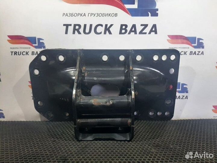 Кронштейн траверсы левый Man TGA, Man TGS, Man TGX