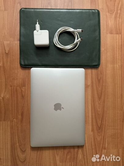 MacBook Air 13 2019 128gb/Ростест