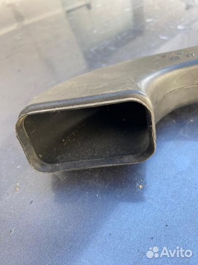 Воздуховод Мерседес w210