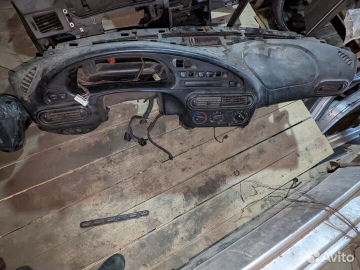 Торпедо, панель приборов шнива 2123