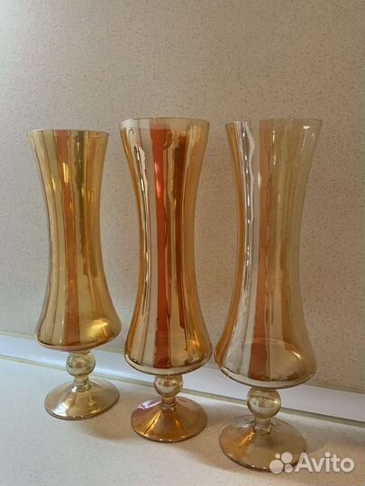 Вазы винтажные карнавальное бензиновое стекло