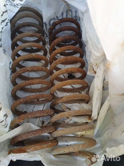 Задние пружины ваз 2110