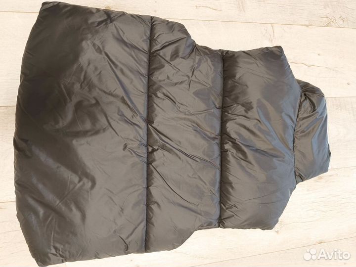 Женская жилетка