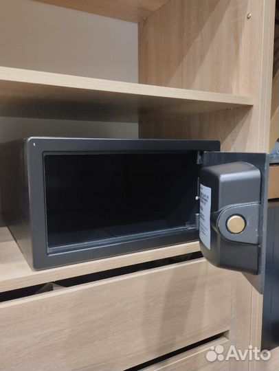 Оружейный сейф