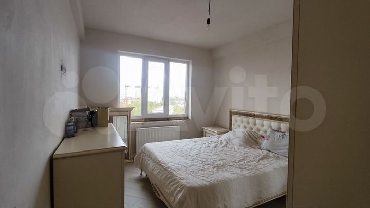 4-к. квартира, 95 м², 8/10 эт.