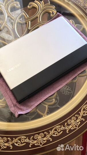 Ноутбук samsung NP300E5A