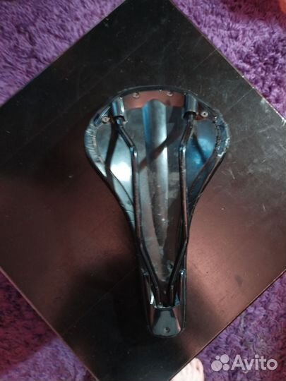 Седло для велосипеда specialized