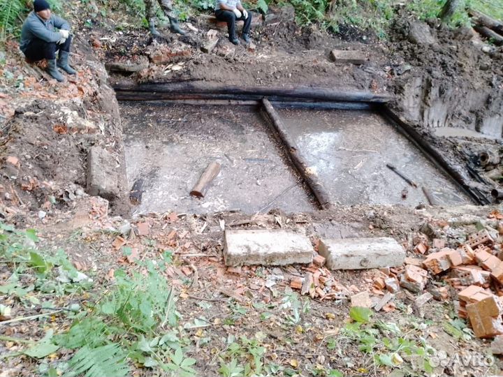 Расчистка участка трактором