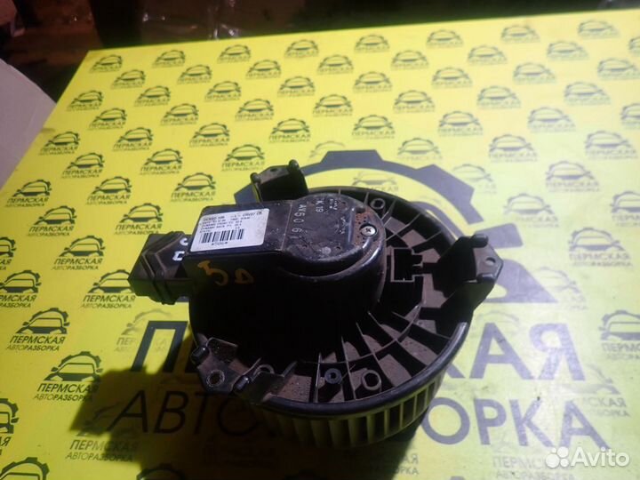 Моторчик отопителя для Honda Civic 5D 2012-2016