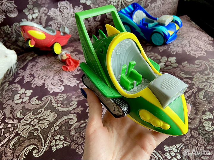 Герои в масках (кэтбой, алет, гекко)