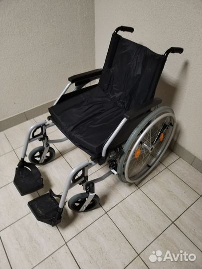 Инвалидная коляска в аренду