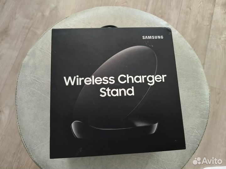Samsung wireless charger stand