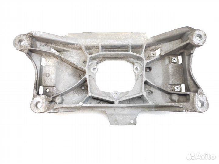 Кронштейн кпп Audi A6 C7 1.8 CYG 2018