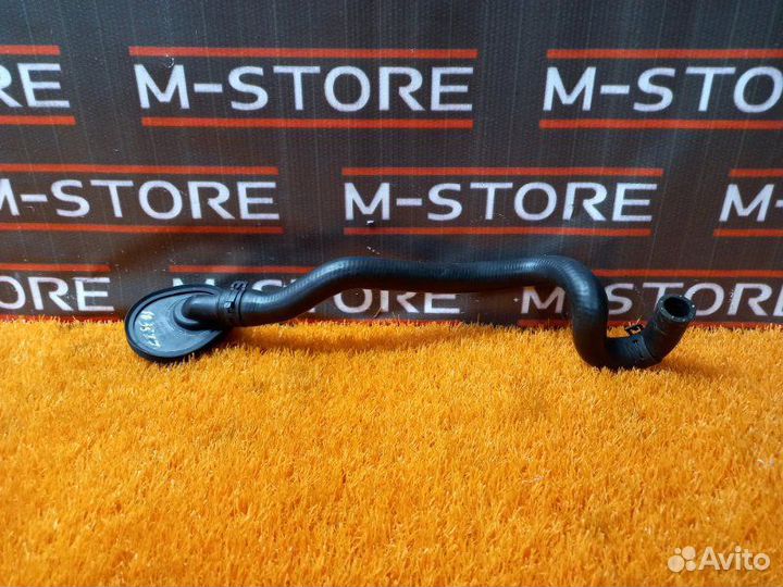 Патрубок системы охлаждения Mercedes-Benz C-Class