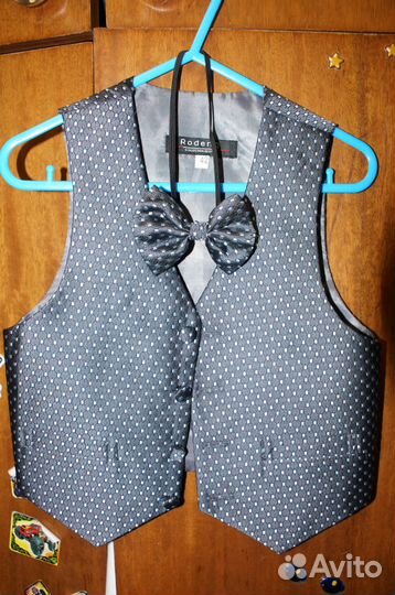 Костюмы-двойки, рубашки