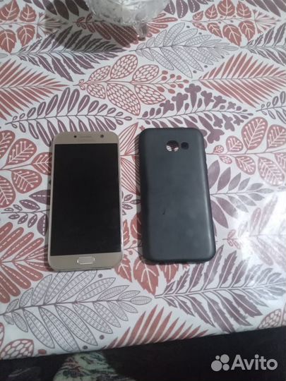 Samsung Galaxy A5 (2017) SM-A520F/DS, 3/32 ГБ