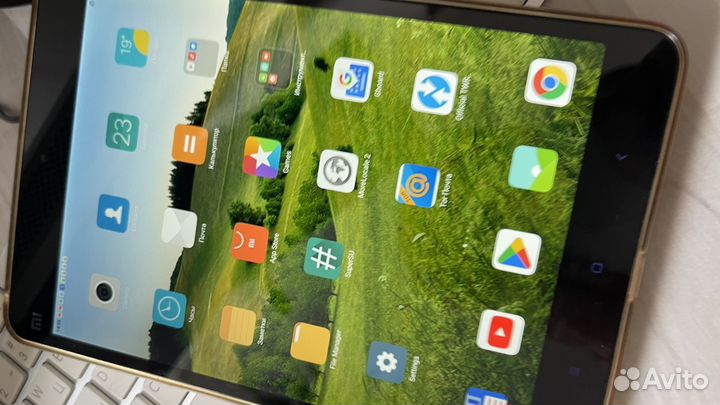 Планшет Mi Pad 2 на Android, чехол, аккум