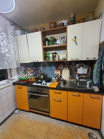 3-к. квартира, 48 м², 2/5 эт.