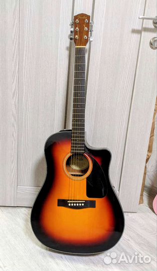 Электроакустическая гитара Fender CD-60CE