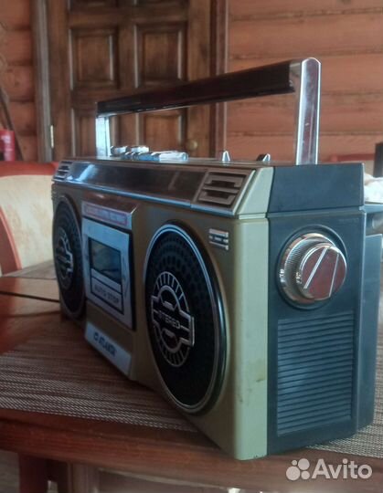 Магнитолла 