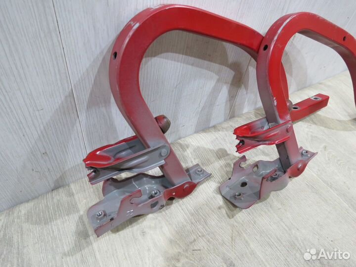 Петля багажника Hyundai Solaris