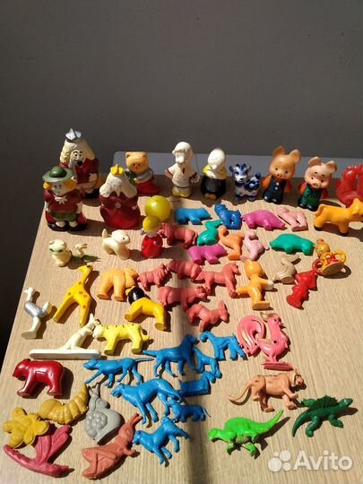 Игрушки фигурки СССР колкий пластик и литая резина