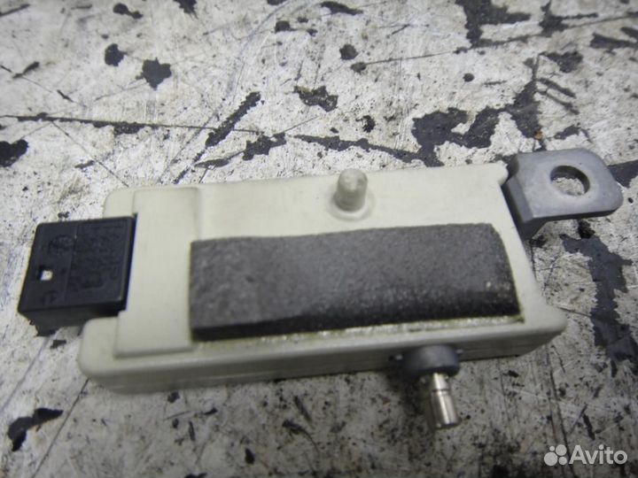 Антенный усилитель Range Rover Vogue