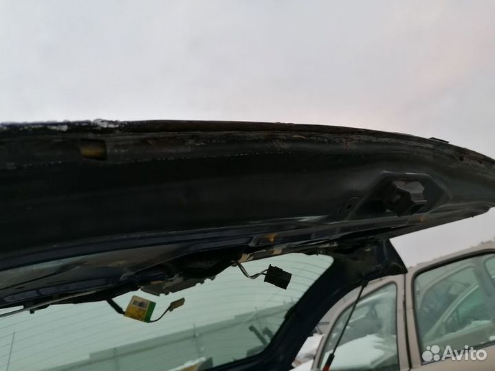 Крышка багажника Renault Megane Scenik